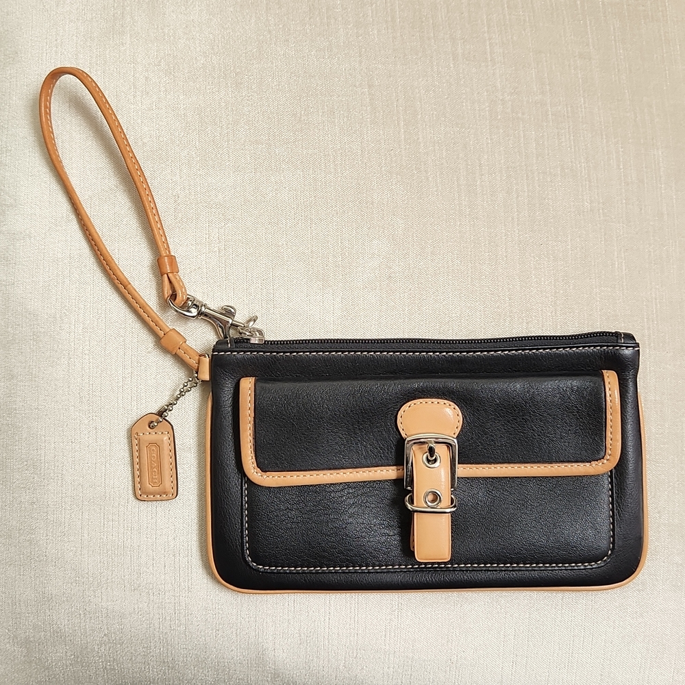 Coach leather wristlet